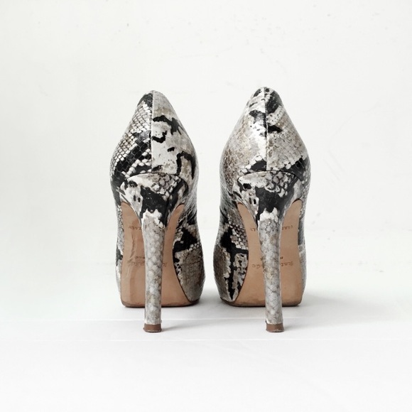 Snake print heels by Kate Spade. Never worn! - Picture 3 of 5